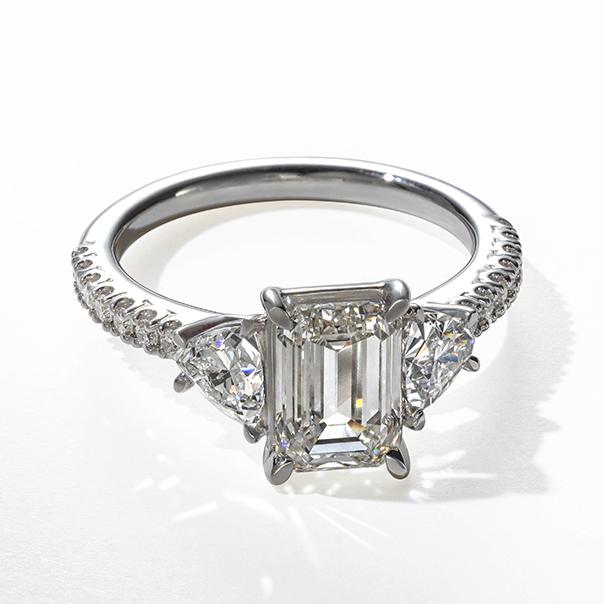 Three Stone Rings Natural & LabGrown Diamonds Von Diamonds