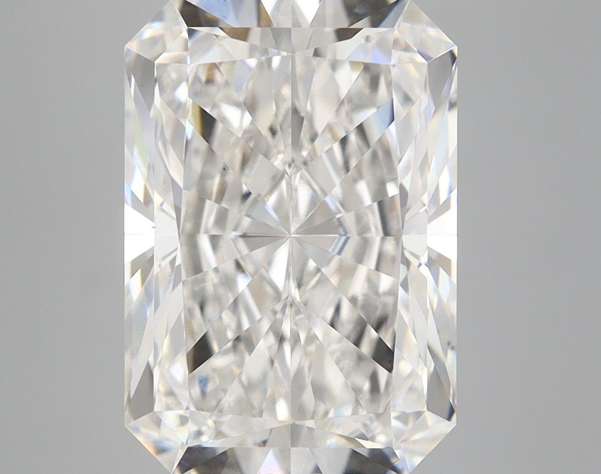 7.62 Carat Radiant Shaped Ideal Cut VS1 IGI Certified Lab Grown Diamond