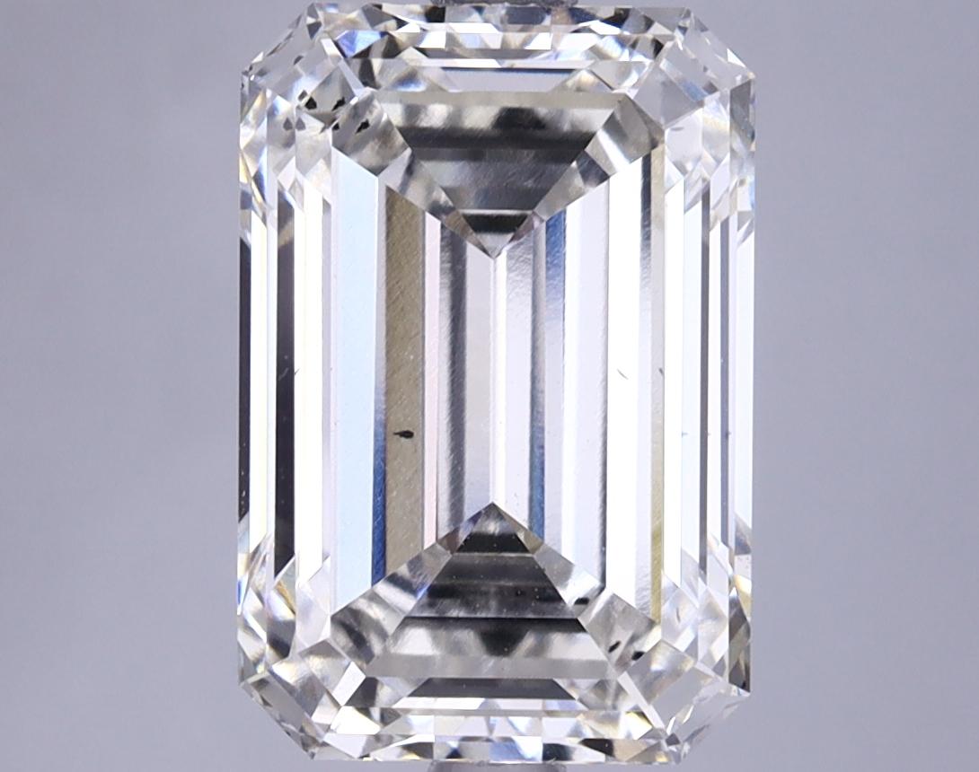 4.62 Carat Emerald Shaped Ideal Cut VS2 IGI Certified Lab Grown Diamond