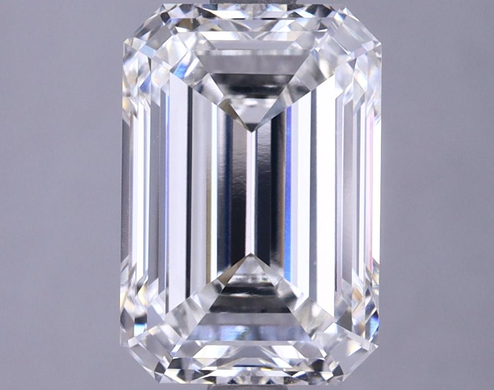 3.76 Carat Emerald Shaped Ideal Cut VS1 IGI Certified Lab Grown Diamond