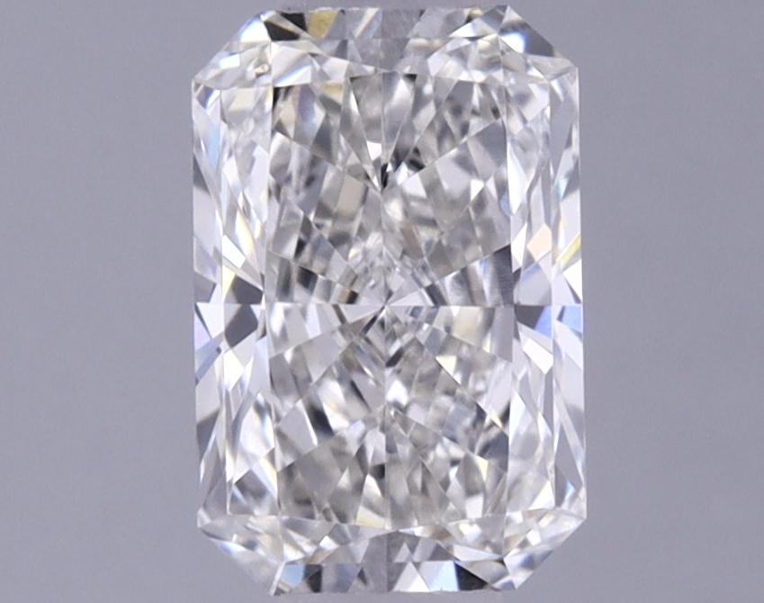 0.7 Carat Radiant Shaped Very Good Cut VVS2 IGI Certified Lab Grown Diamond