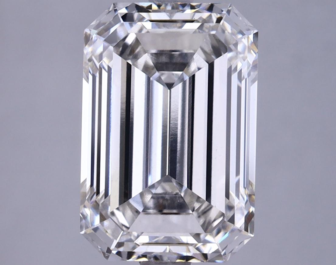 4.57 Carat Emerald Shaped Excellent Cut VS1 IGI Certified Lab Grown Diamond