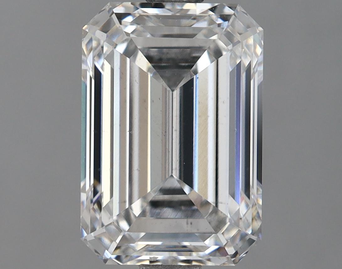 2.9 Carat Emerald Shaped Ideal Cut VS2 IGI Certified Lab Grown Diamond