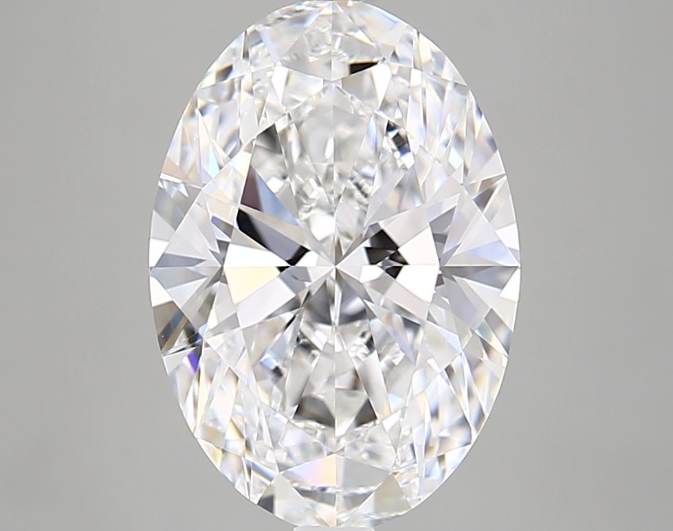 _roll_image@ #carat-weight_4+shape_oval+quality_ef-vs2