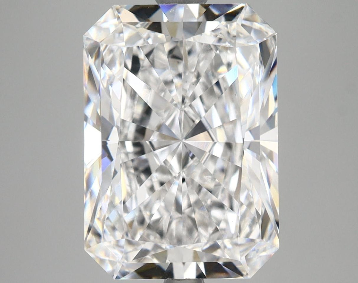 6.07 Carat Radiant Shaped Ideal Cut VS1 IGI Certified Lab Grown Diamond