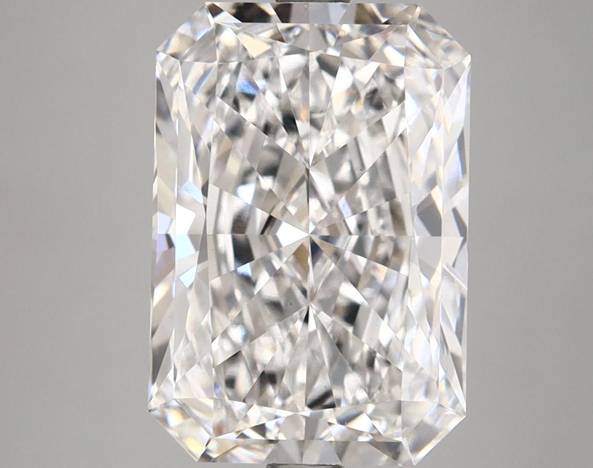 5.0 Carat Radiant Shaped Ideal Cut VVS2 IGI Certified Lab Grown Diamond