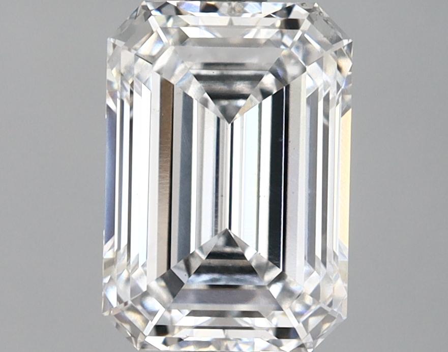 2.2 Carat Emerald Shaped Ideal Cut VS1 IGI Certified Lab Grown Diamond