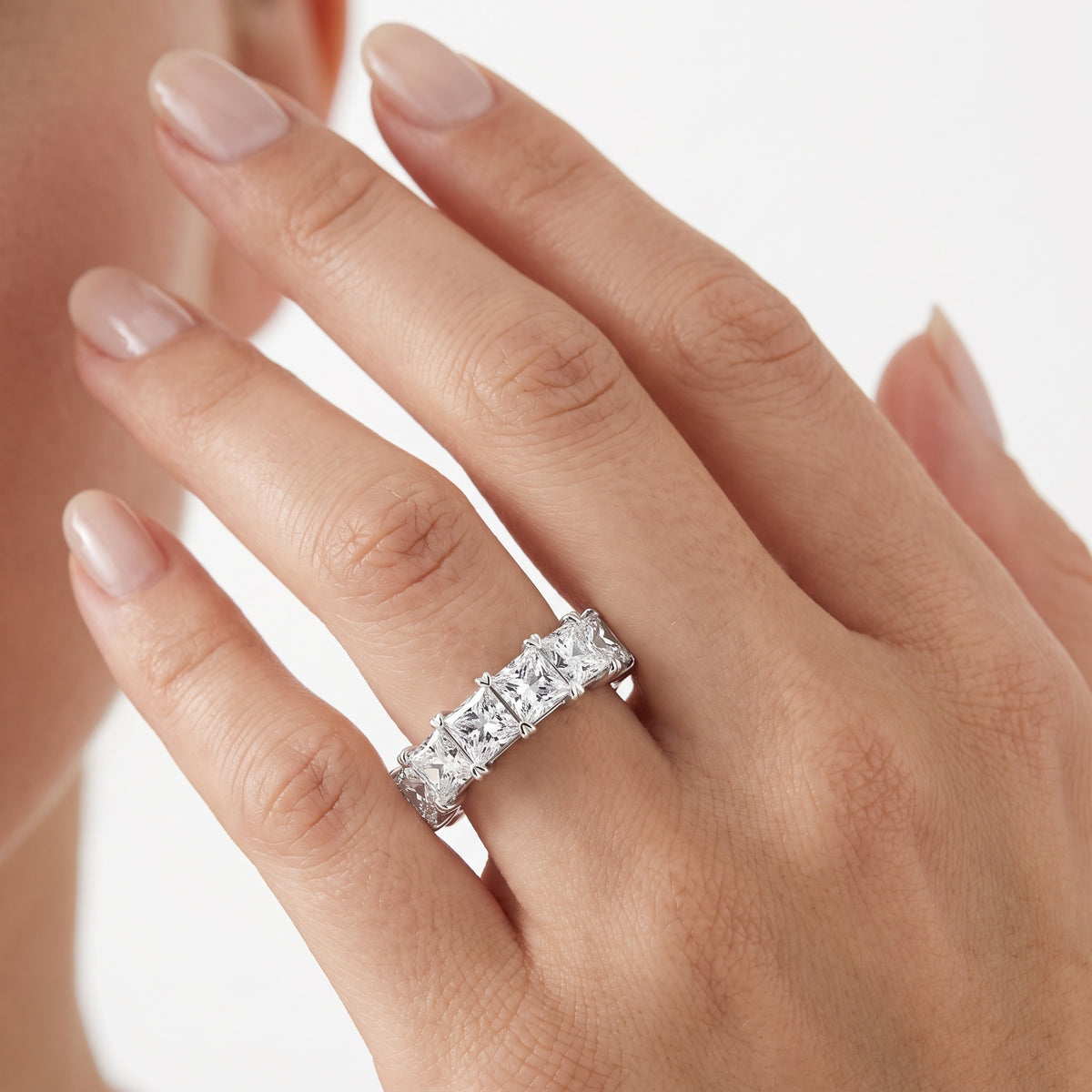 _lifestyle_image@SKU:A1173-NADP04000004W #metal_14k-white-gold+origin_lab-grown+quality_ef-vs2+