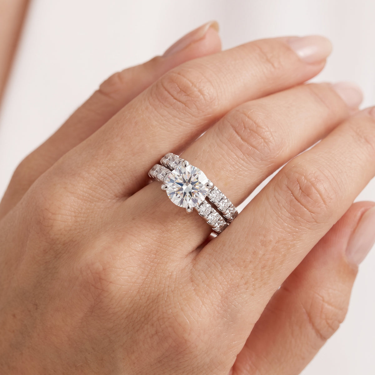_lifestyle_image@SKU:D9614-LGDR0200000PL #metal_platinum+origin_lab-grown+quality_ef-vs2+