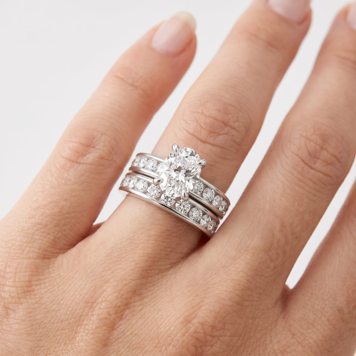 _lifestyle_image@SKU:D9615-LGDO02000004W #metal_14k-white-gold+origin_lab-grown+diamond-quality_ef-vs2++