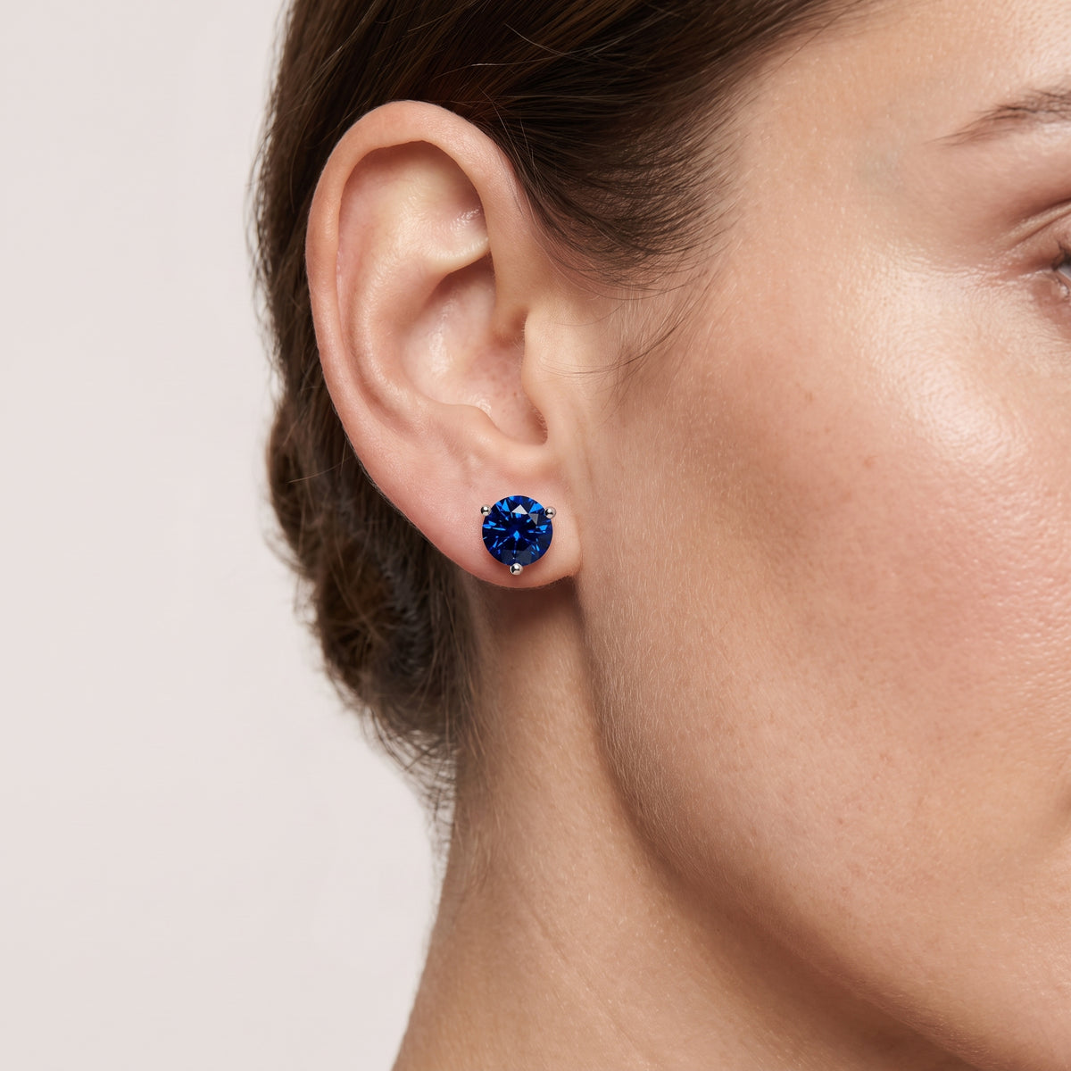 _lifestyle_image@SKU:E112G-BSDR0300000PL #metal_silver+origin_lab-grown