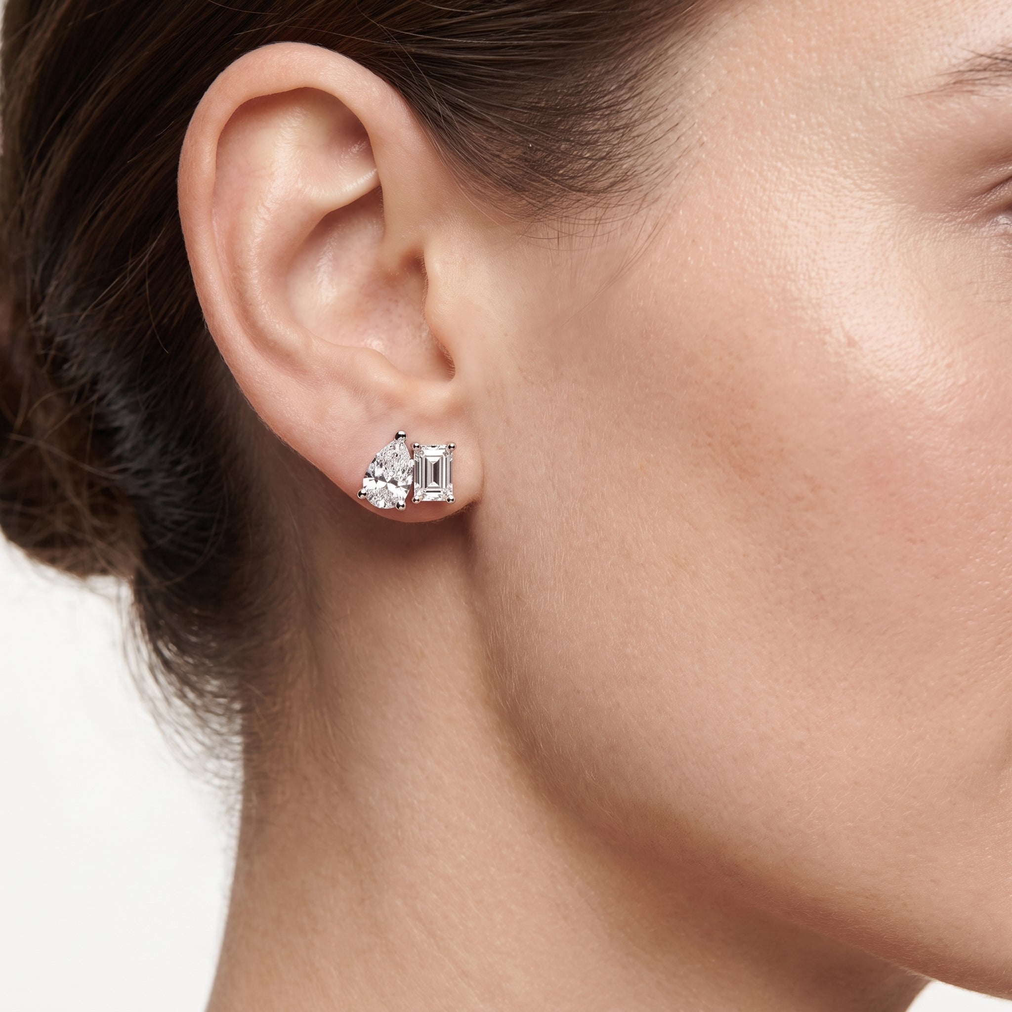 _lifestyle_image@SKU:E2627-LADD0250000DW #metal_silver+origin_lab-grown+quality_g-si
