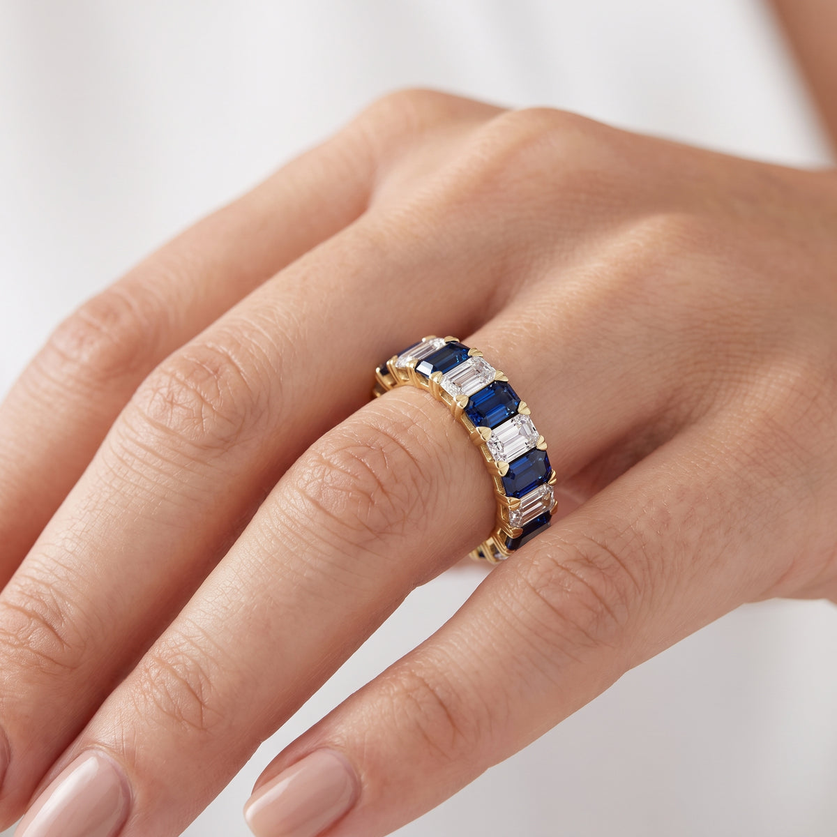 _lifestyle_image@SKU:G3541-NGSE02020004Y #metal_14k-yellow-gold+origin_lab-created