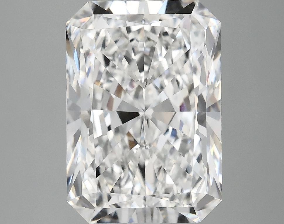 4.05 Carat Radiant Shaped Ideal Cut VVS2 IGI Certified Lab Grown Diamond