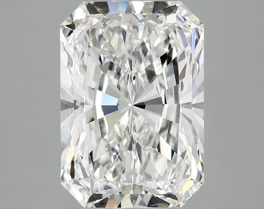 3.1 Carat Radiant Shaped Ideal Cut VVS2 IGI Certified Lab Grown Diamond