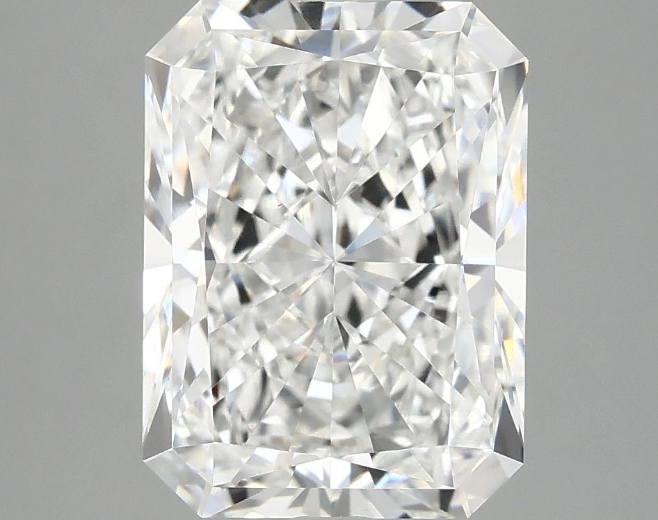 3.98 Carat Radiant Shaped Excellent Cut VS1 IGI Certified Lab Grown Diamond