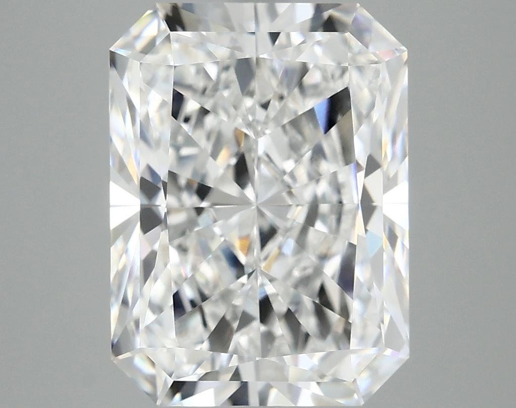 4.99 Carat Radiant Shaped Excellent Cut VVS2 IGI Certified Lab Grown Diamond