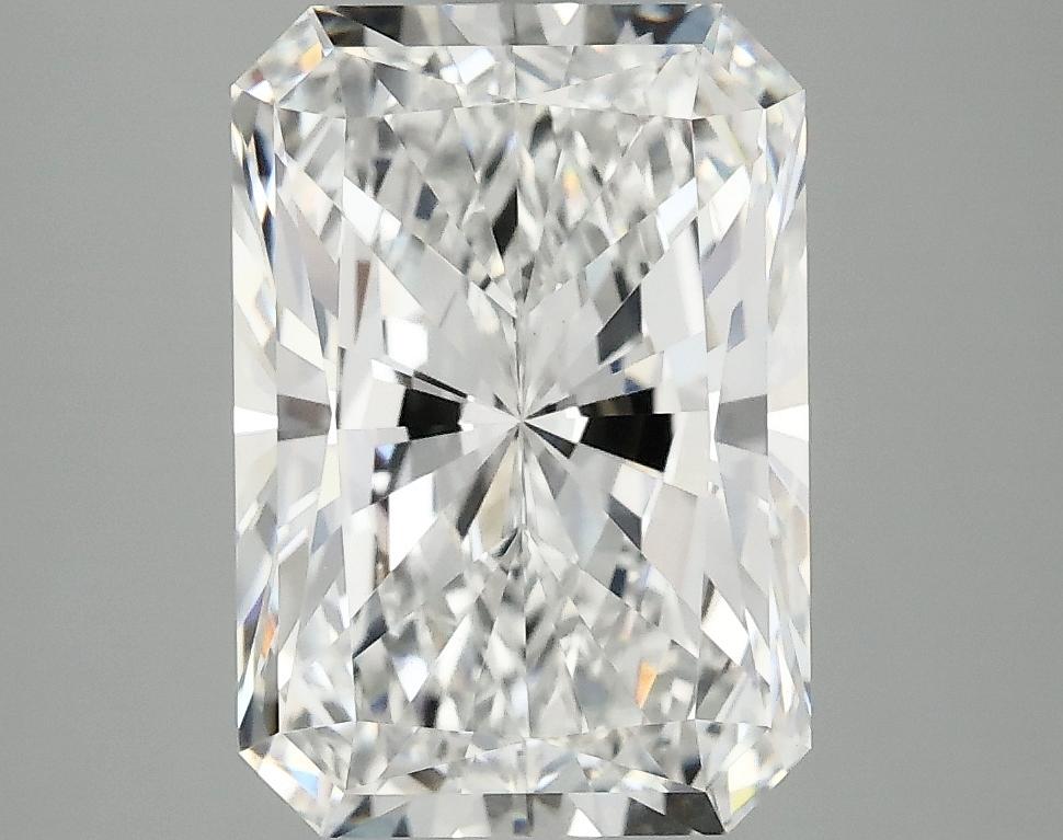 3.96 Carat Radiant Shaped Ideal Cut VVS2 IGI Certified Lab Grown Diamond