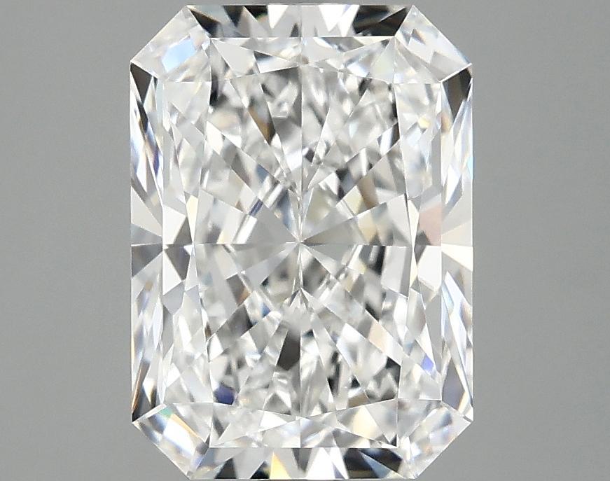 3.08 Carat Radiant Shaped Excellent Cut VVS2 IGI Certified Lab Grown Diamond