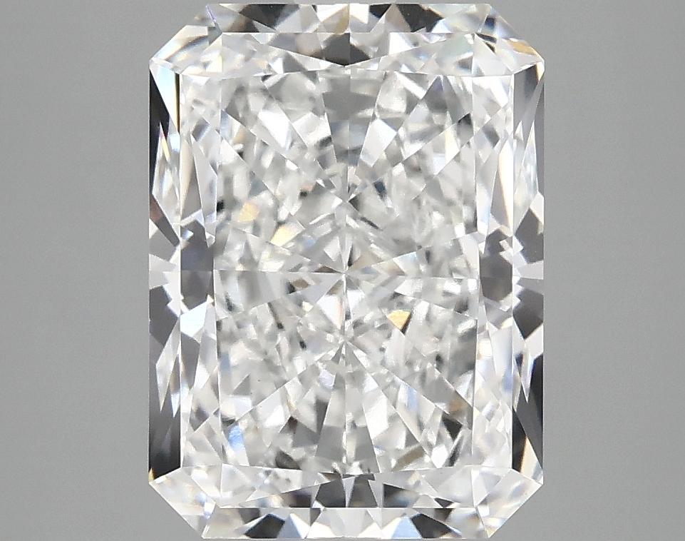 4.07 Carat Radiant Shaped Excellent Cut VVS2 IGI Certified Lab Grown Diamond