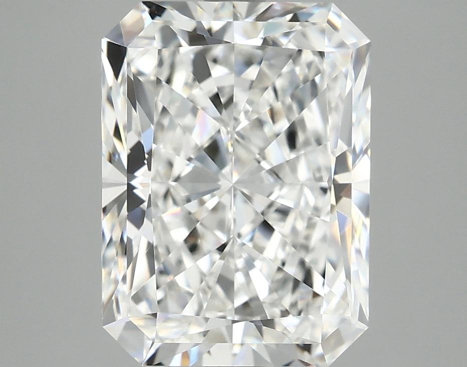 3.98 Carat Radiant Shaped Excellent Cut VVS2 IGI Certified Lab Grown Diamond