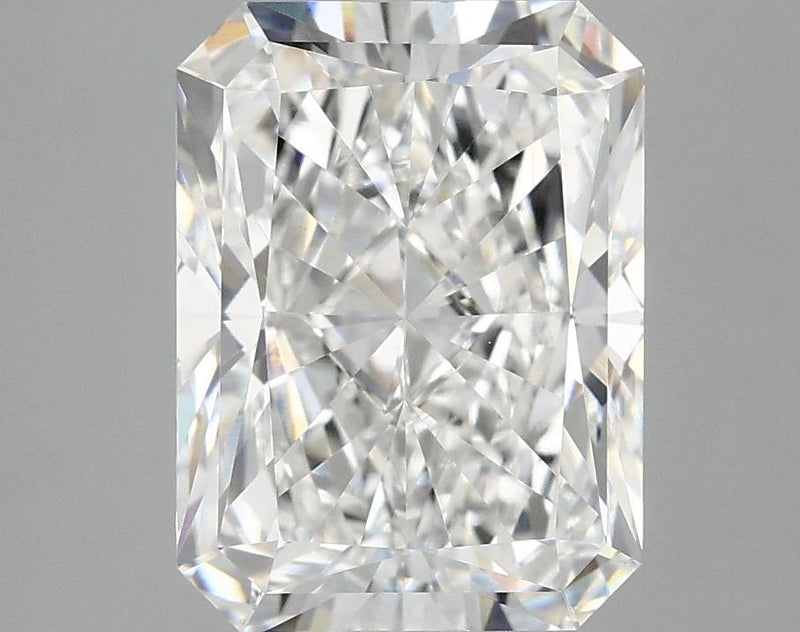 4.04 Carat Radiant Shaped Excellent Cut VVS2 IGI Certified Lab Grown Diamond