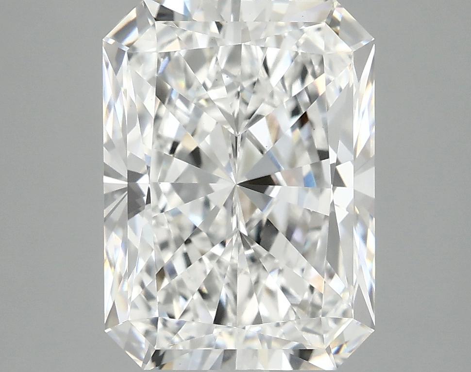 4.15 Carat Radiant Shaped Excellent Cut VS1 IGI Certified Lab Grown Diamond