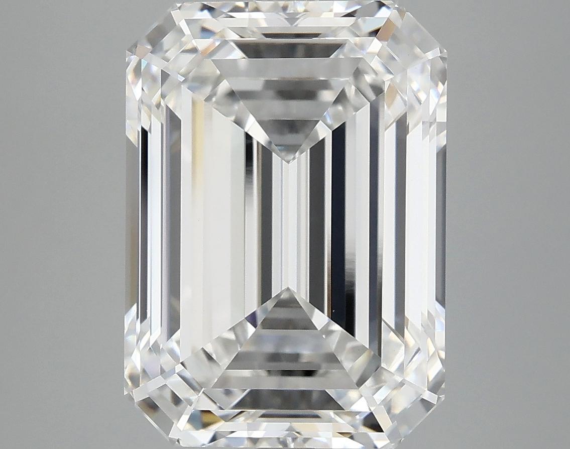 7.02 Carat Emerald Shaped Excellent Cut VS1 IGI Certified Lab Grown Diamond