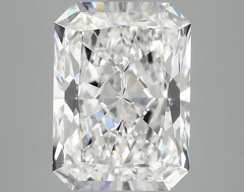 3.95 Carat Radiant Shaped Excellent Cut VS1 IGI Certified Lab Grown Diamond