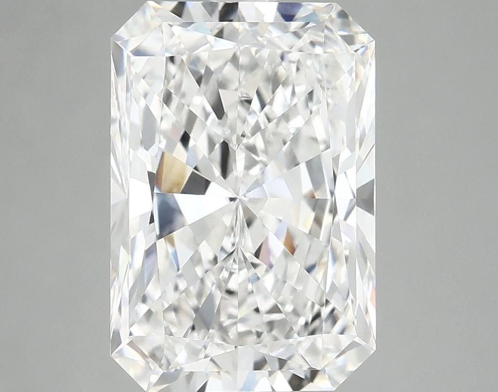 4.0 Carat Radiant Shaped Ideal Cut VVS2 IGI Certified Lab Grown Diamond