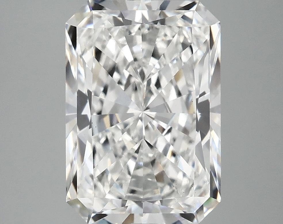 4.24 Carat Radiant Shaped Ideal Cut VS1 IGI Certified Lab Grown Diamond