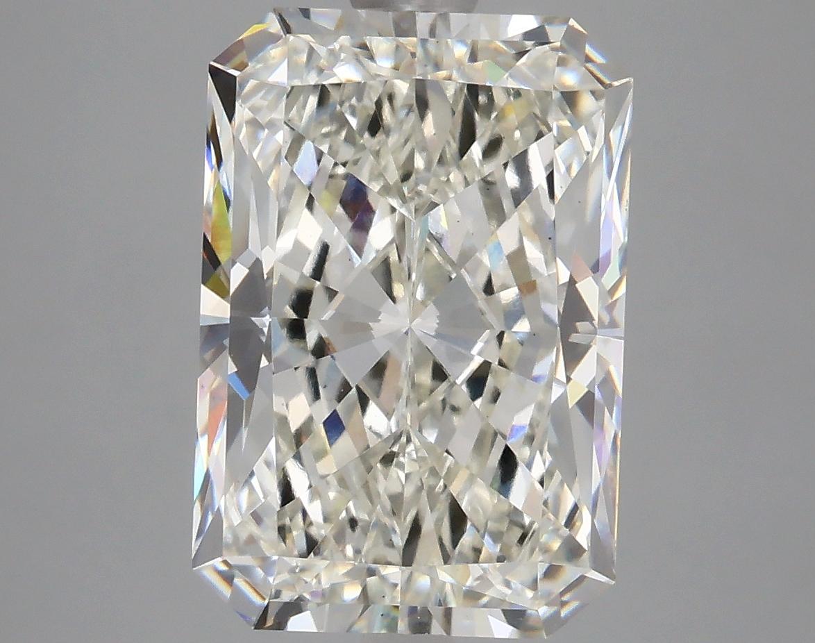 6.1 Carat Radiant Shaped Ideal Cut VS1 IGI Certified Lab Grown Diamond