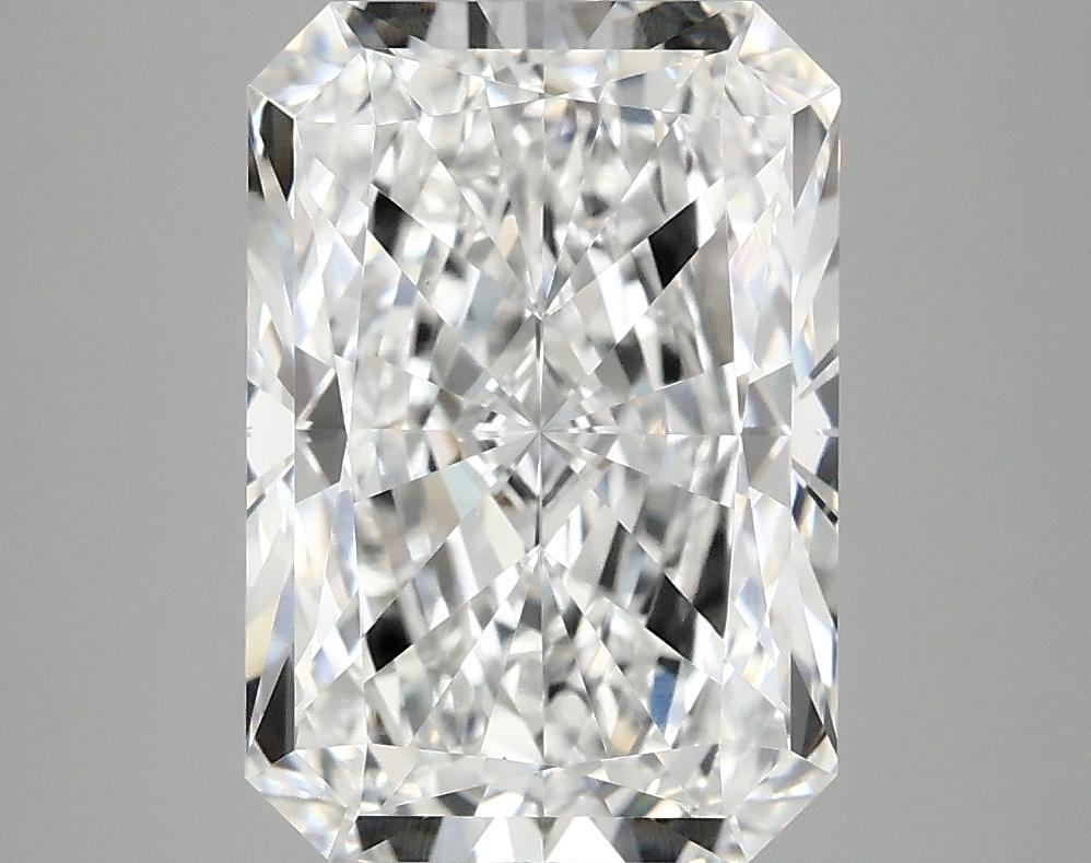 4.05 Carat Radiant Shaped Ideal Cut VVS2 IGI Certified Lab Grown Diamond