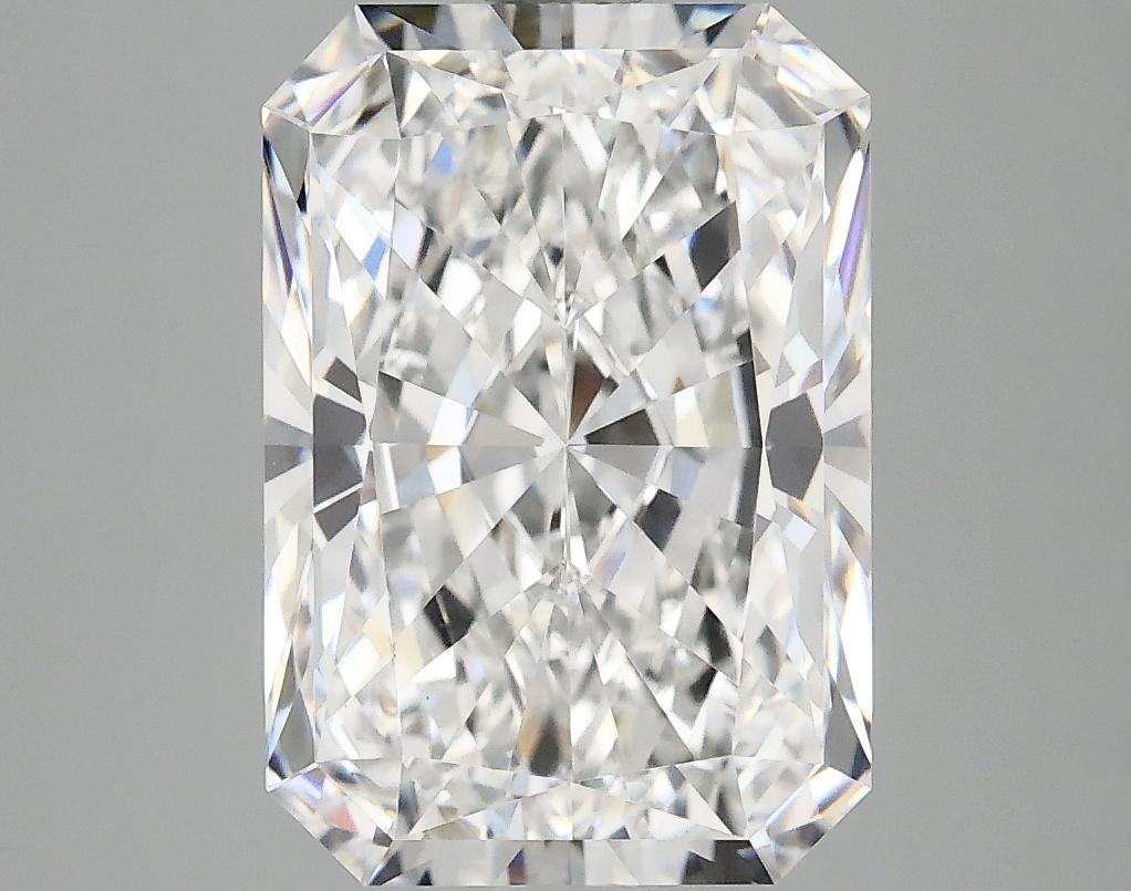 4.19 Carat Radiant Shaped Ideal Cut VVS2 IGI Certified Lab Grown Diamond