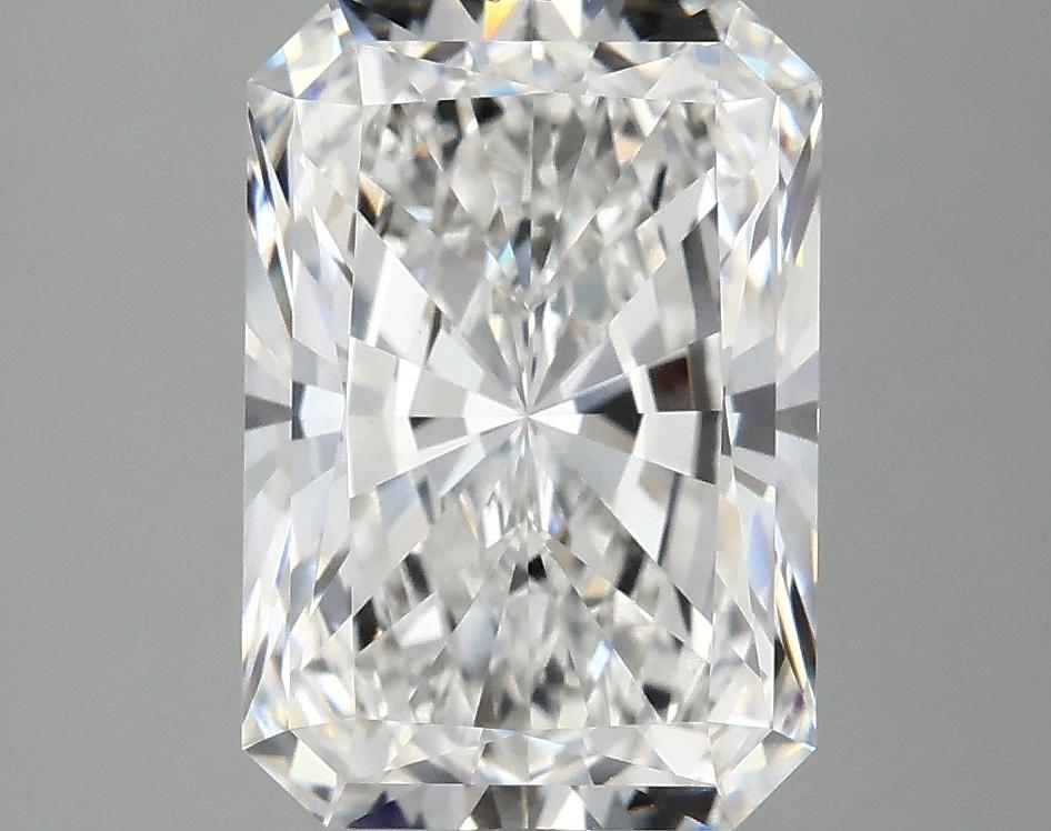 3.78 Carat Radiant Shaped Ideal Cut VVS2 IGI Certified Lab Grown Diamond