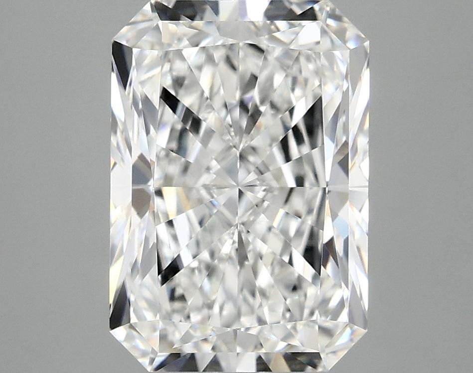 3.93 Carat Radiant Shaped Ideal Cut VVS2 IGI Certified Lab Grown Diamond