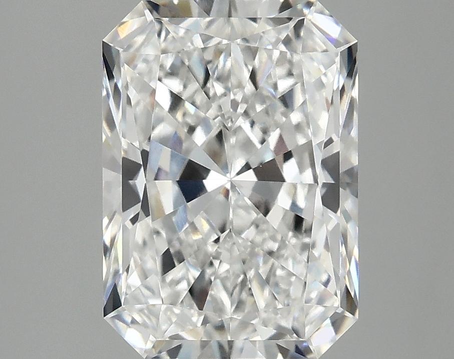 3.09 Carat Radiant Shaped Ideal Cut VVS2 IGI Certified Lab Grown Diamond