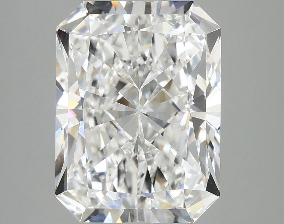 4.09 Carat Radiant Shaped Excellent Cut VVS2 IGI Certified Lab Grown Diamond