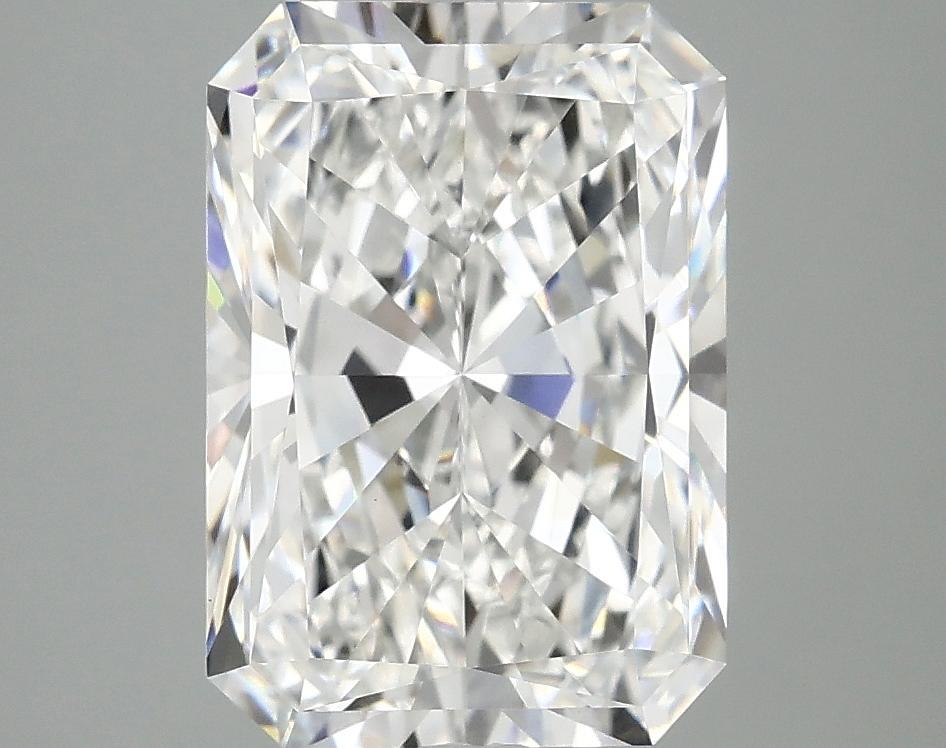 4.02 Carat Radiant Shaped Ideal Cut VVS2 IGI Certified Lab Grown Diamond