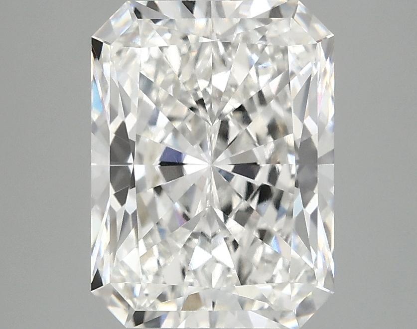 3.05 Carat Radiant Shaped Excellent Cut VVS2 IGI Certified Lab Grown Diamond