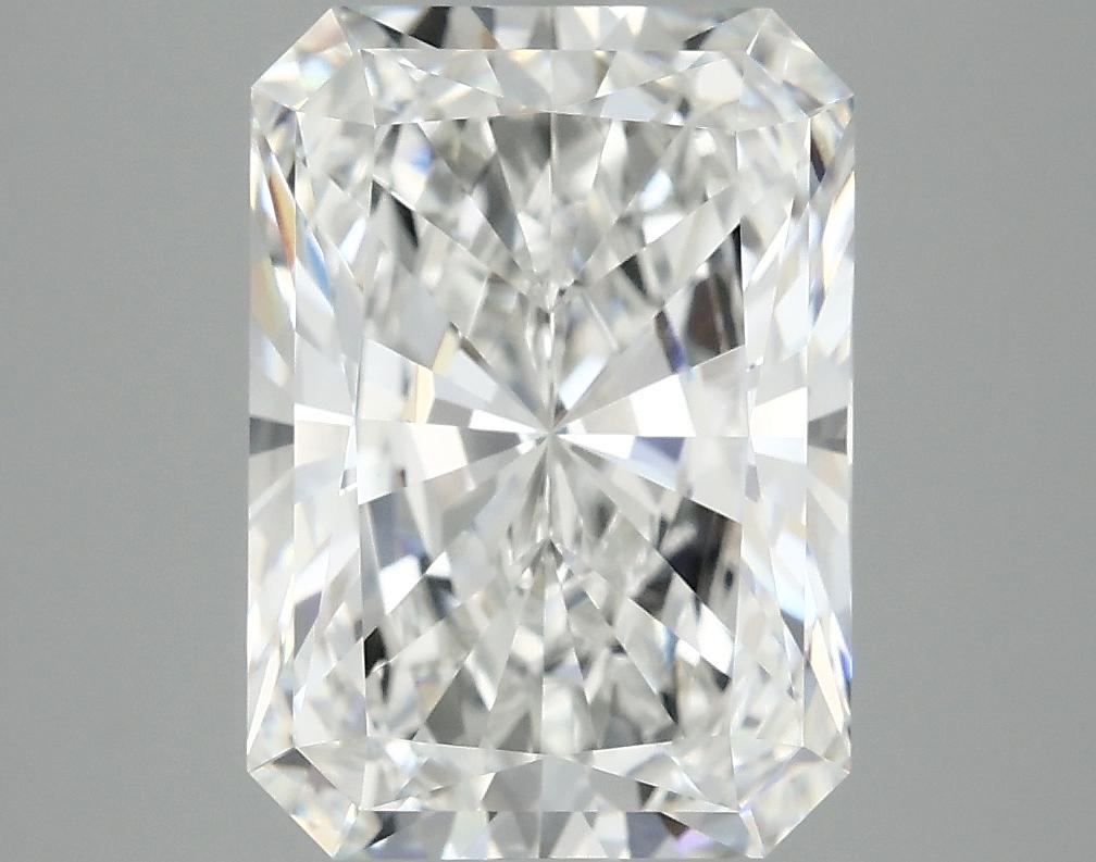 4.19 Carat Radiant Shaped Ideal Cut VVS2 IGI Certified Lab Grown Diamond