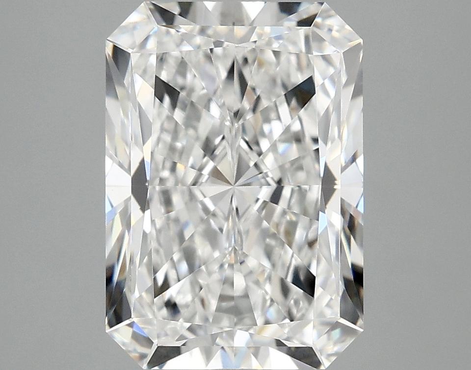 3.94 Carat Radiant Shaped Ideal Cut VVS2 IGI Certified Lab Grown Diamond