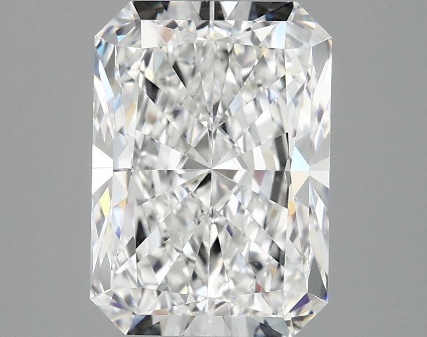 3.04 Carat Radiant Shaped Ideal Cut VVS2 IGI Certified Lab Grown Diamond