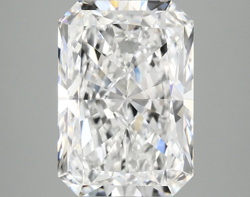 4.1 Carat Radiant Shaped Ideal Cut VVS2 IGI Certified Lab Grown Diamond