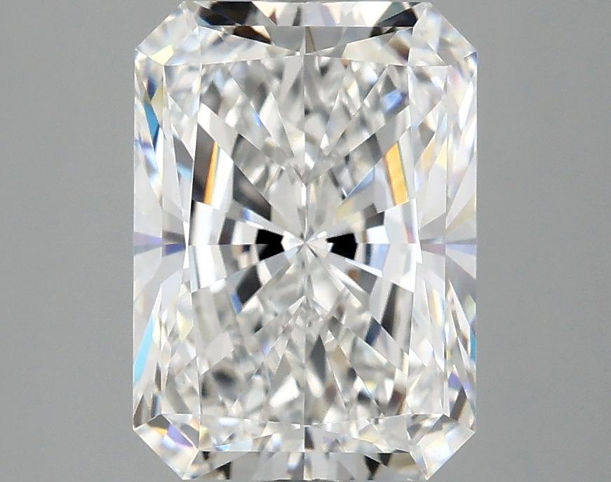 3.04 Carat Radiant Shaped Ideal Cut VVS2 IGI Certified Lab Grown Diamond