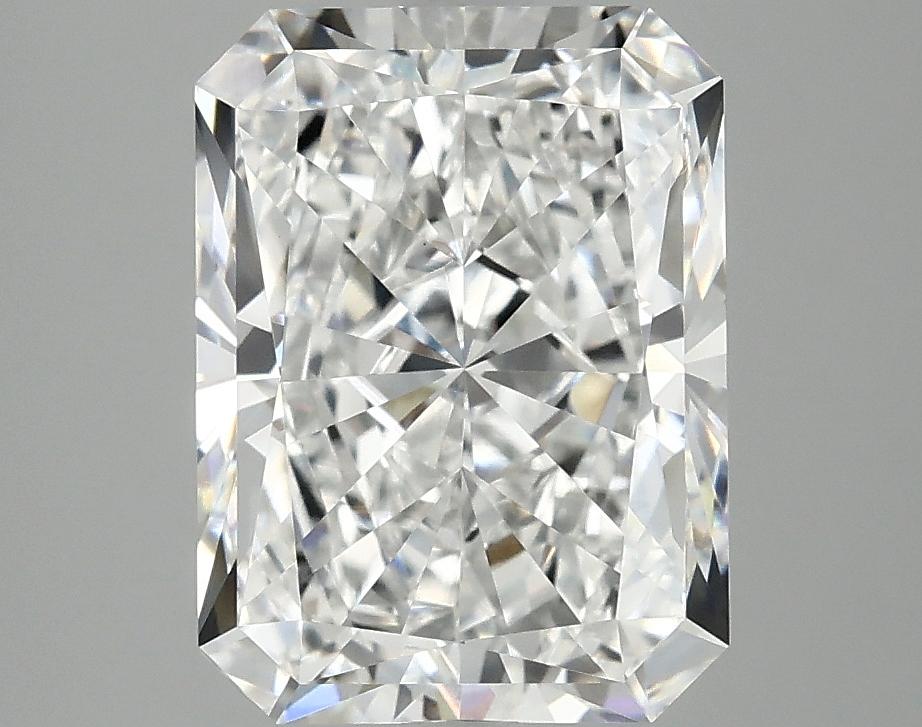 3.9 Carat Radiant Shaped Excellent Cut VVS2 IGI Certified Lab Grown Diamond