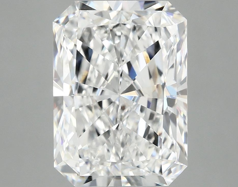 4.05 Carat Radiant Shaped Excellent Cut VS1 IGI Certified Lab Grown Diamond