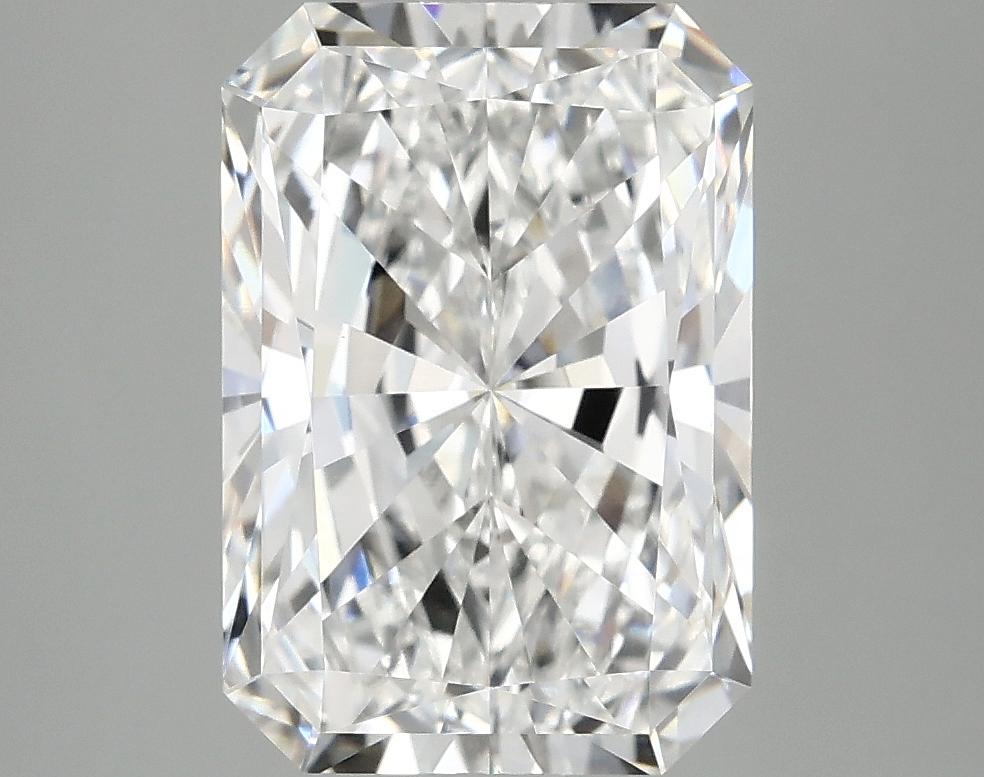 3.95 Carat Radiant Shaped Ideal Cut VVS2 IGI Certified Lab Grown Diamond