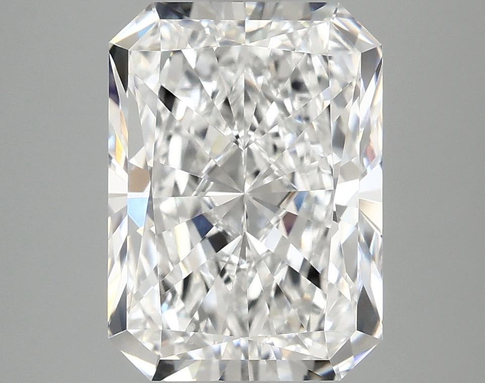 3.81 Carat Radiant Shaped Excellent Cut VS1 IGI Certified Lab Grown Diamond