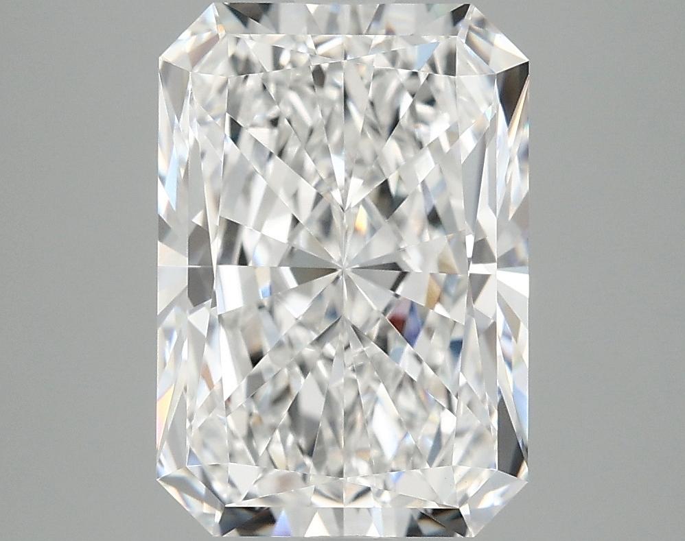4.0 Carat Radiant Shaped Ideal Cut VVS2 IGI Certified Lab Grown Diamond